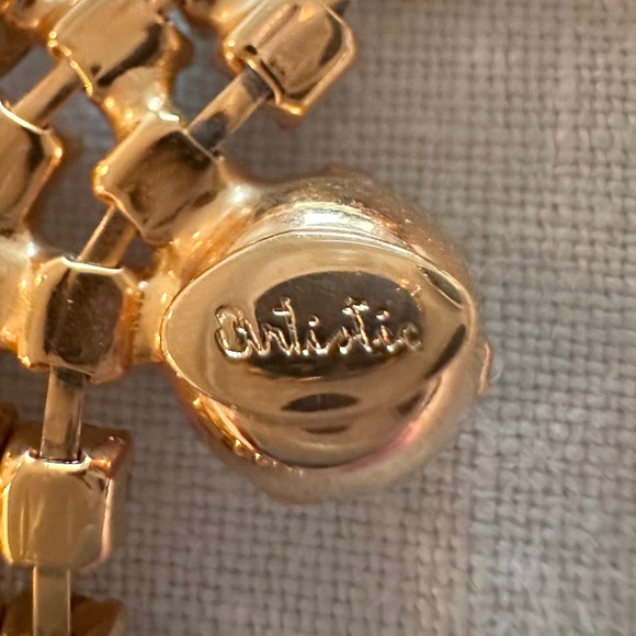 Signed "Artistic" Canadian vintage costume jewelry - Picture 2 of 15